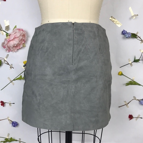 NWOT BlankNYC Suede Lace up mini skirt - Picture 3 of 6